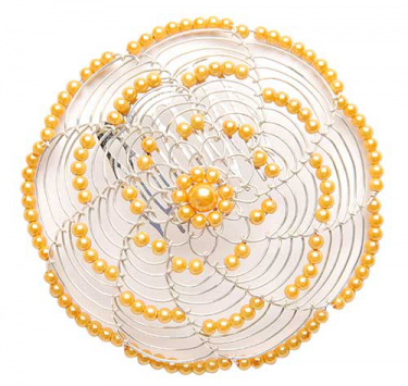 Elegant Woman's Beaded Wire Kippah in Gold Flower Design