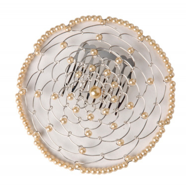 Elegant Woman's Beaded Wire Kippah in Off-White Flower Design