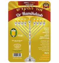 Chanukah_oil_med_12