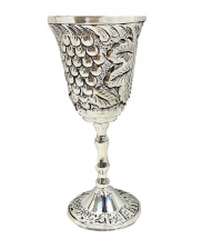 Kiddush_ornate_stem