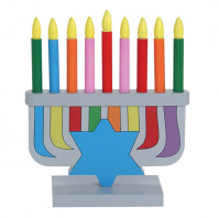 menorah_wooden